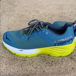 HOKA ProFly Mach - Mens running shoes - Size 10.5.
